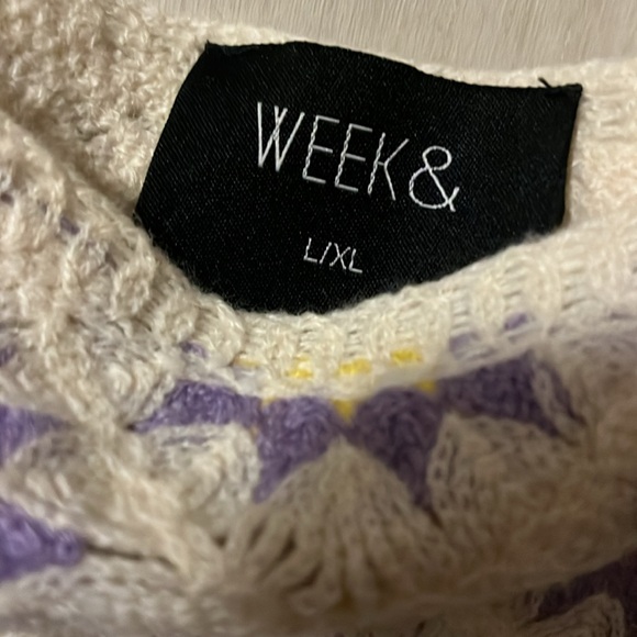 Week & women’s boho floral crochet shark bite hem cropped blouse size L/XL - Picture 2 of 3